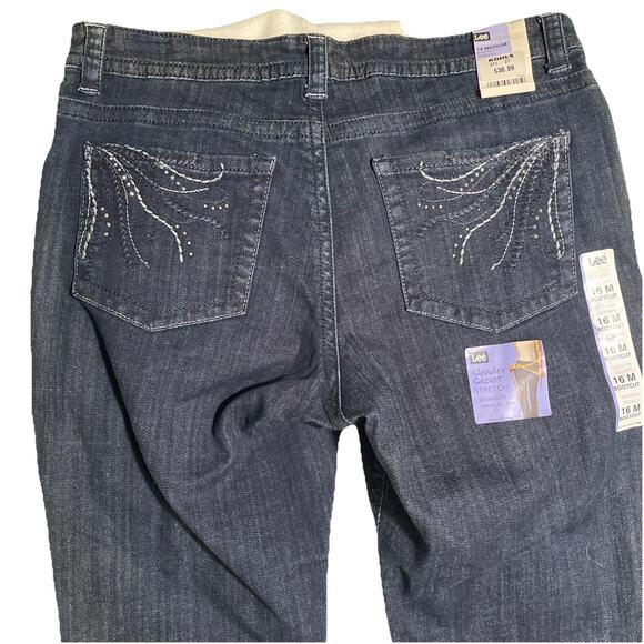 Lee Horizon Women’s Dark Wash Slender Secret Barely Bootcut Denim Jeans 16M NWT - Picture 6 of 11